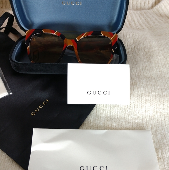 Gucci 55mm Sunglasses Oversized - Picture 11 of 16
